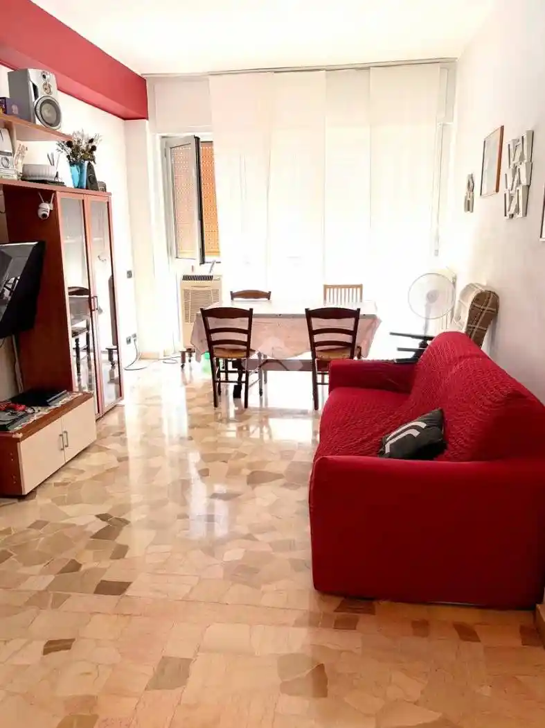 Appartamento in vendita a Caronno Pertusella
