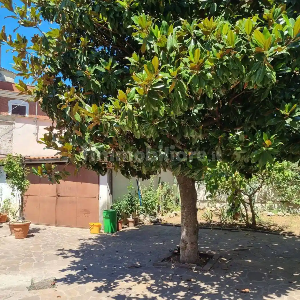 Villa in vendita a Roma