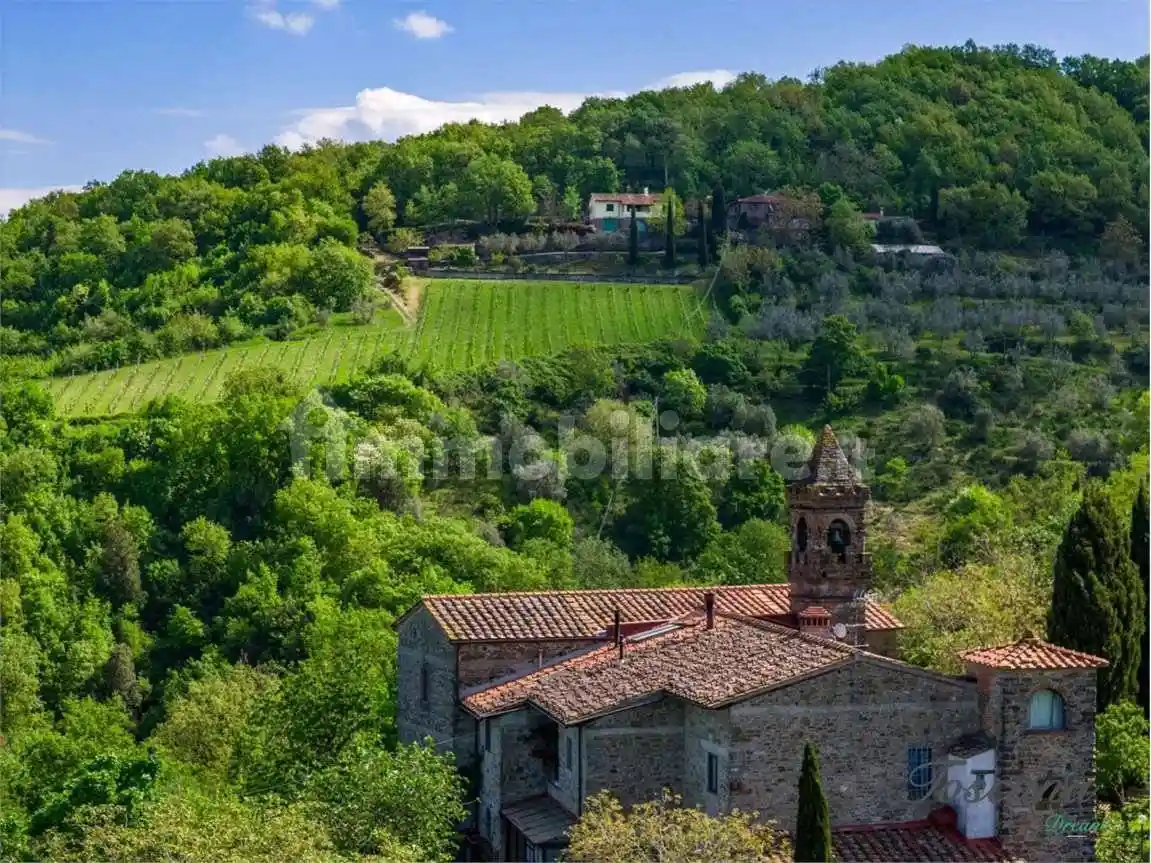 Villa in vendita a Dicomano