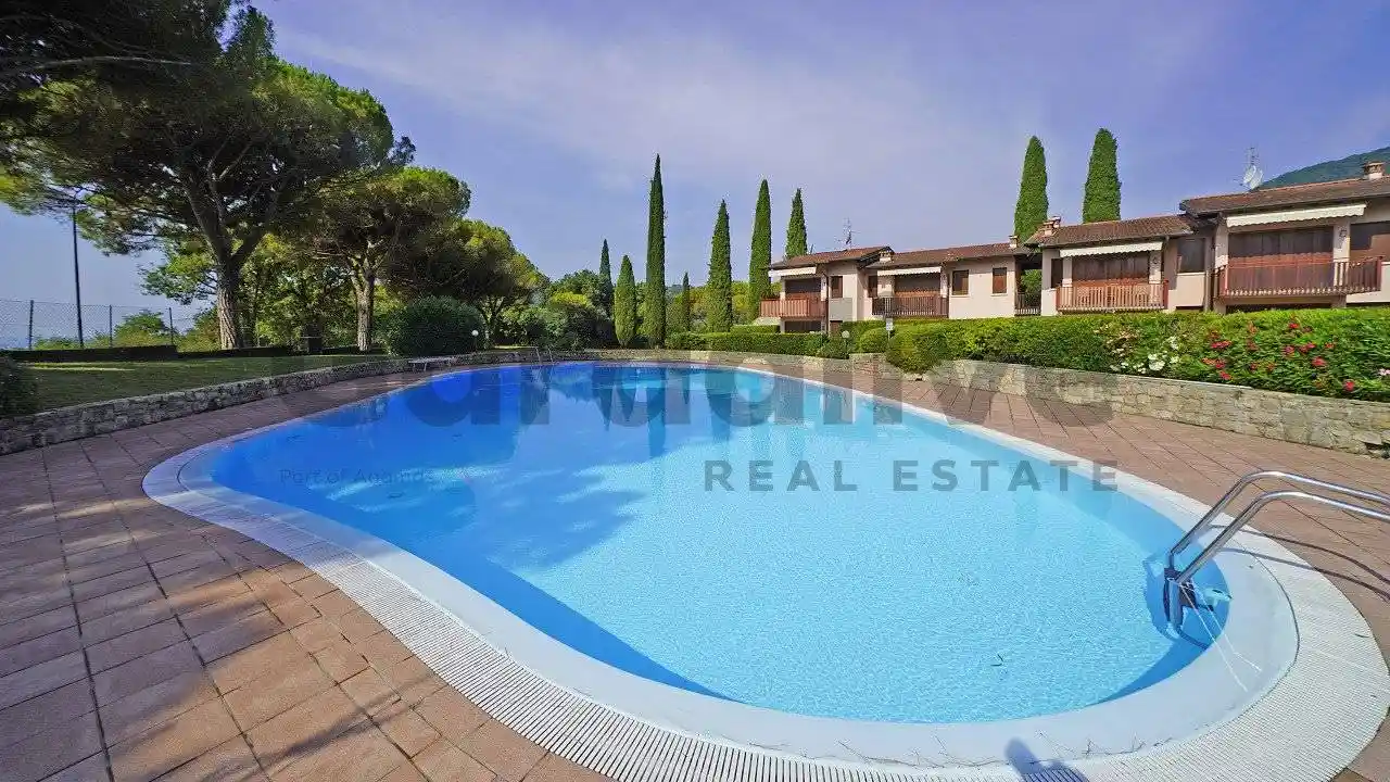 Appartamento in vendita a Gardone Riviera