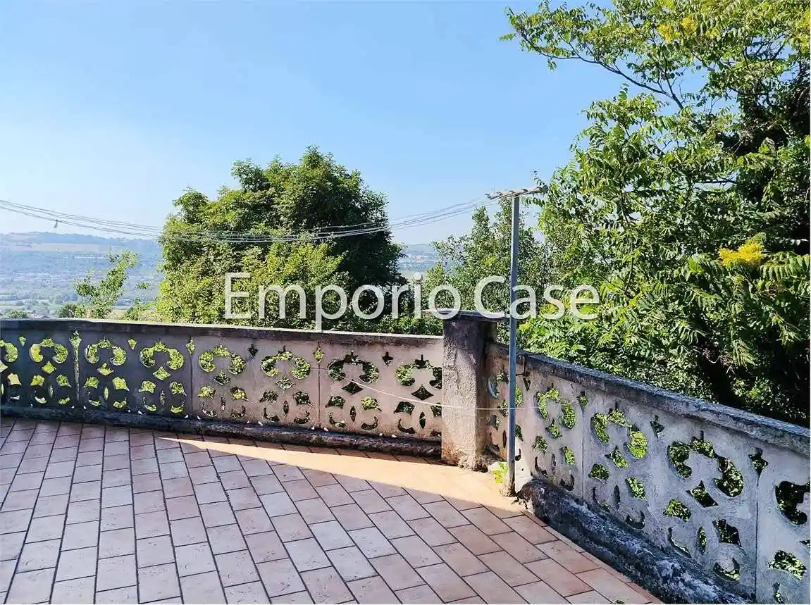Casa indipendente in vendita a Sassuolo