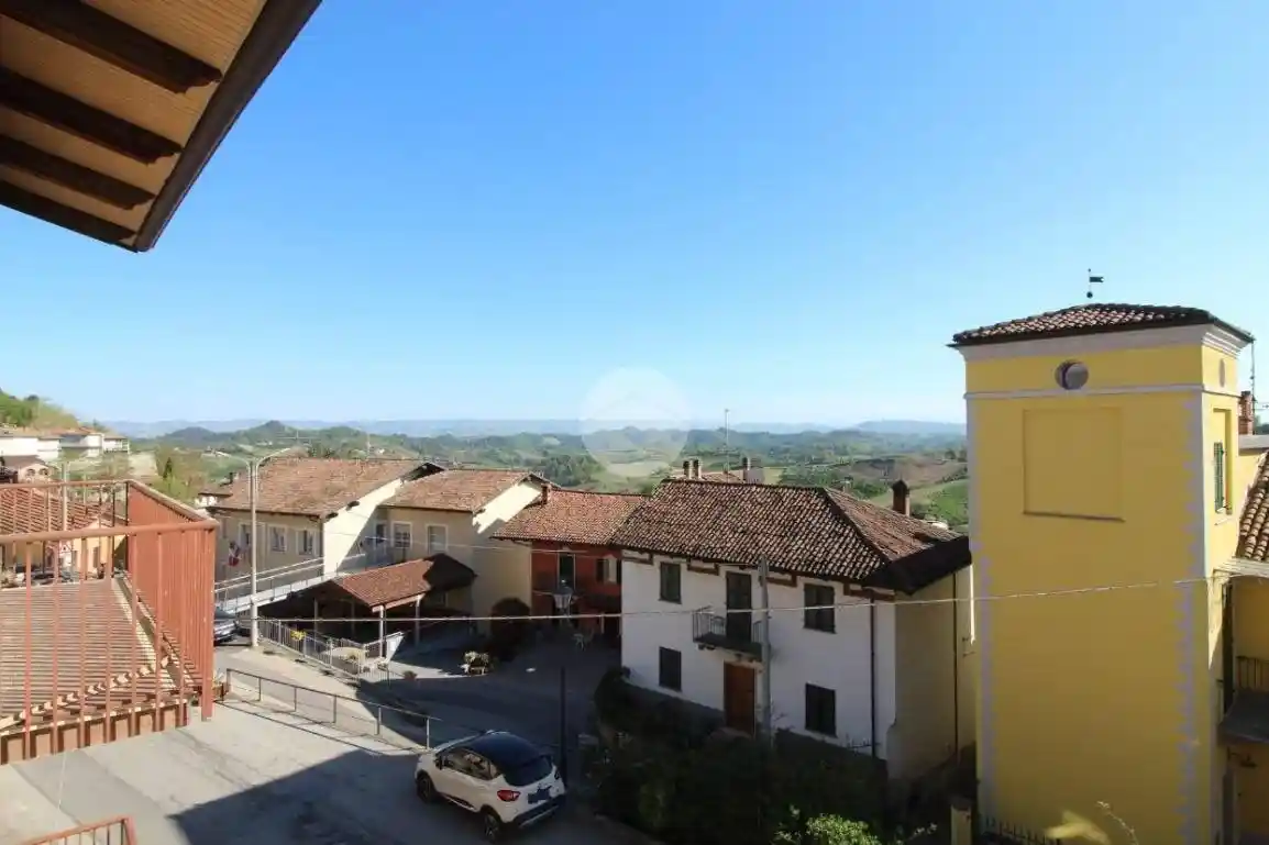 Casa indipendente in vendita a Montaldo Roero