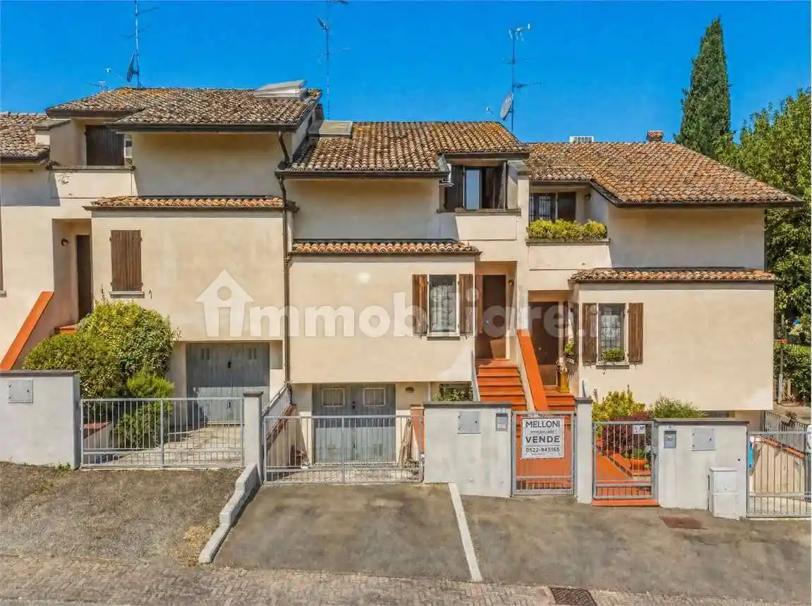 Villetta a schiera in vendita a Quattro Castella