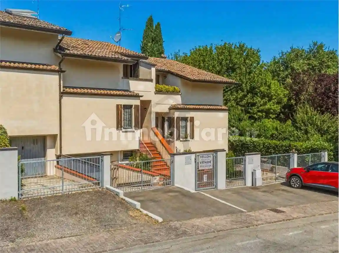 Villetta a schiera - foto 2