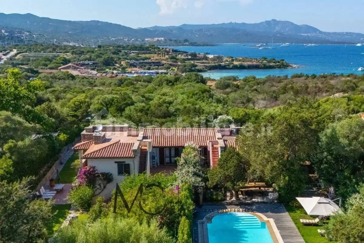 Villa in vendita a Olbia