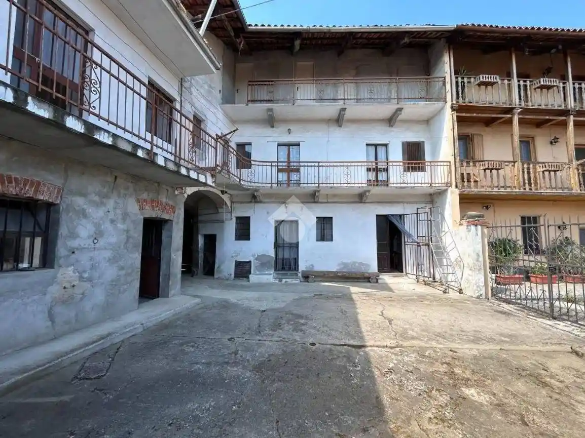 Casa indipendente in vendita a Borgomasino