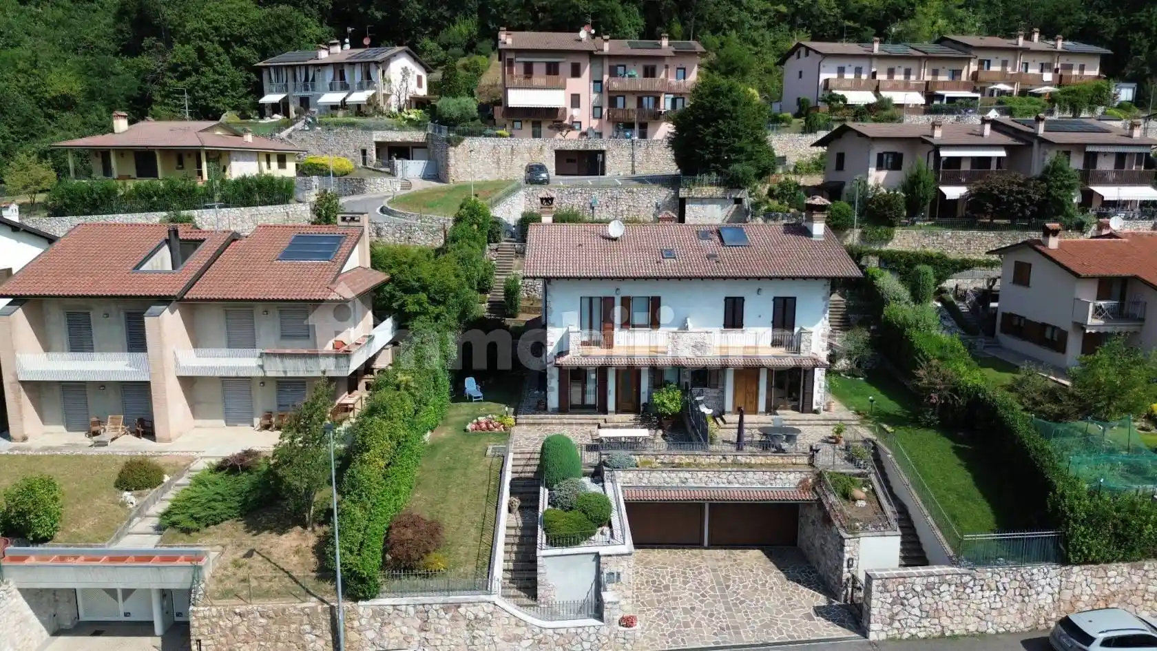 Villa in vendita a Almenno San Bartolomeo