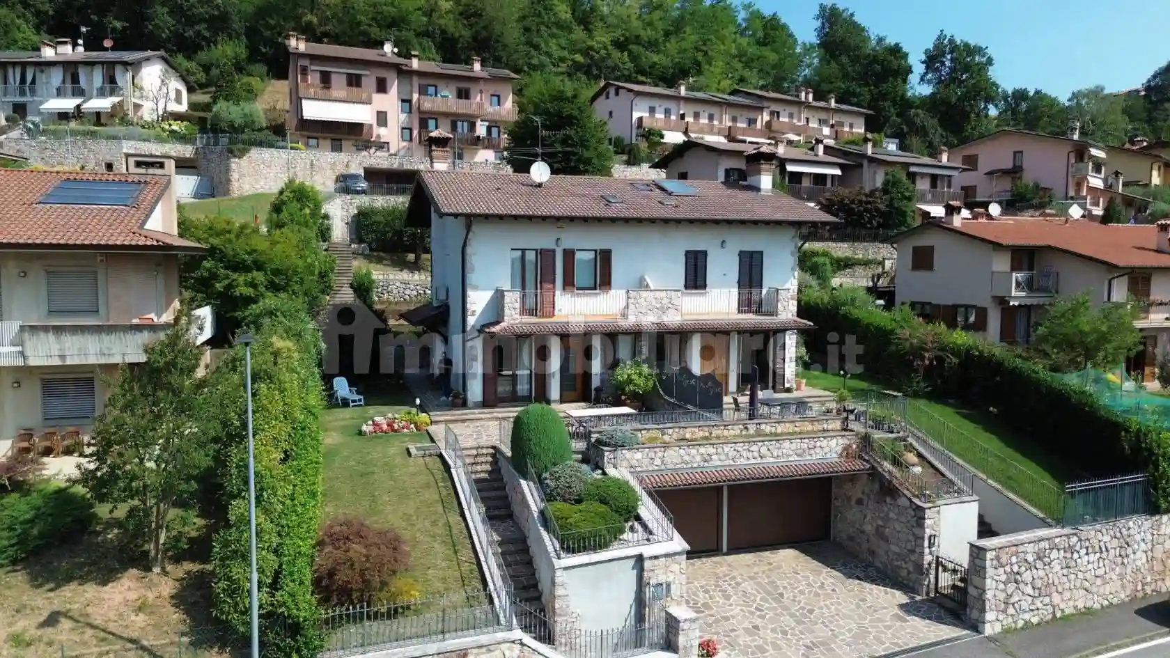 Villa - foto 2