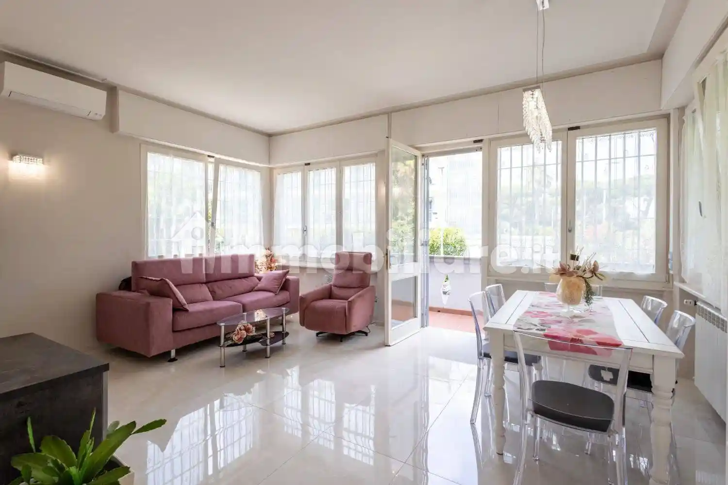 Villa in vendita a Viareggio