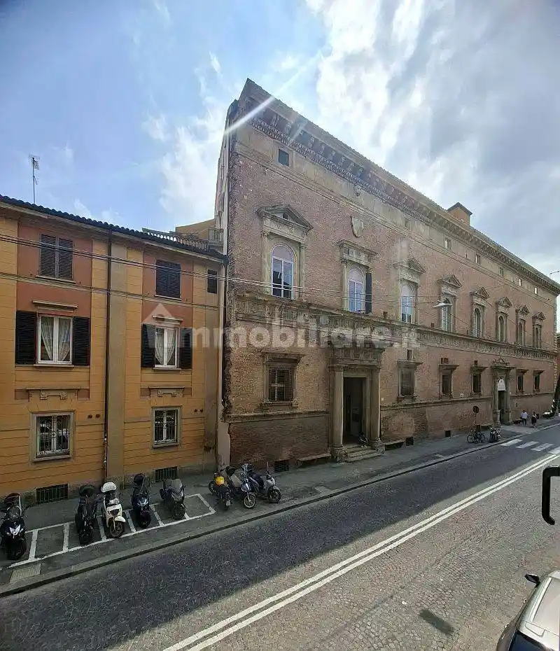 Appartamento in affitto a Bologna