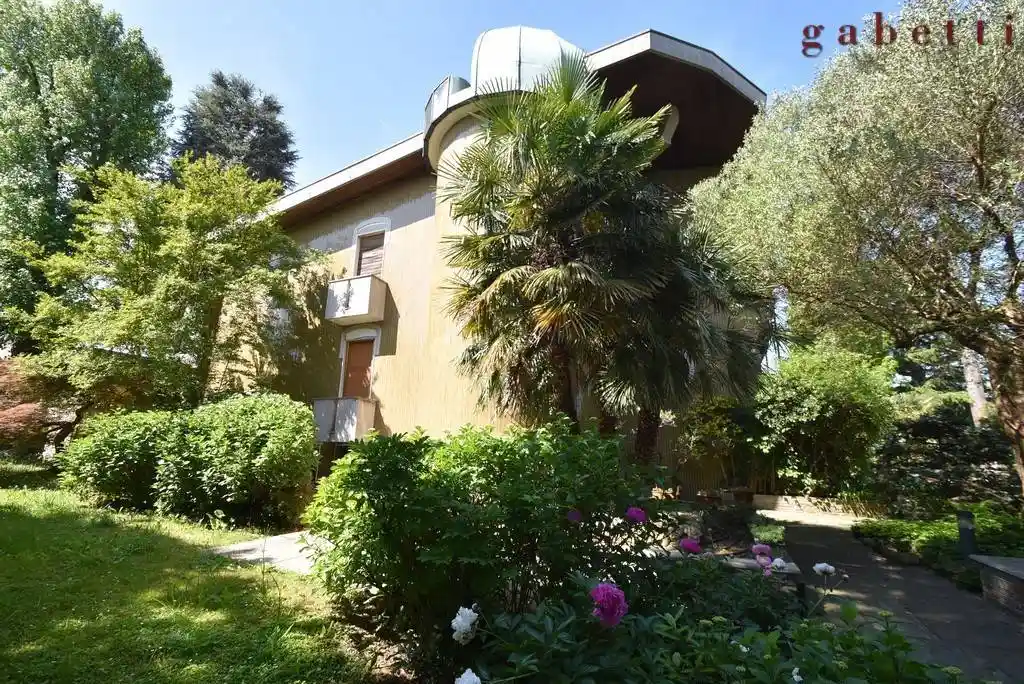 Villa in vendita a Corbetta