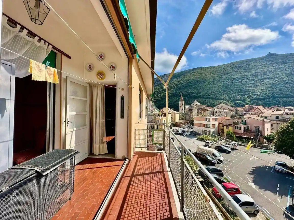 Appartamento in vendita a Finale Ligure