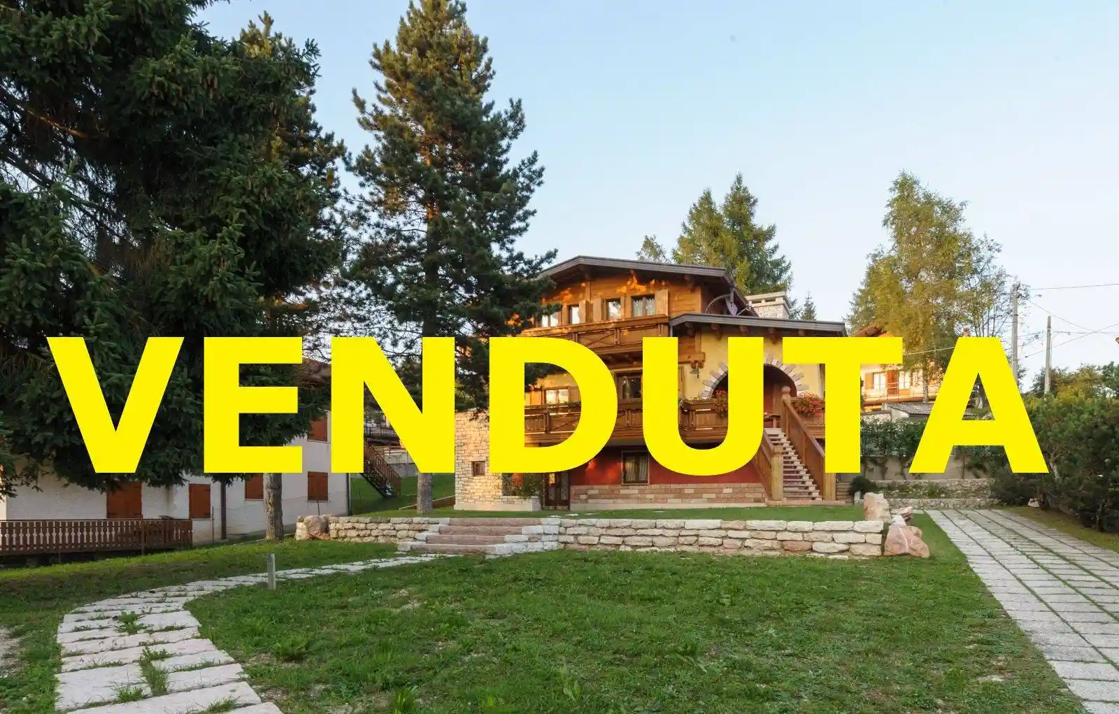 Villa in vendita a Roana