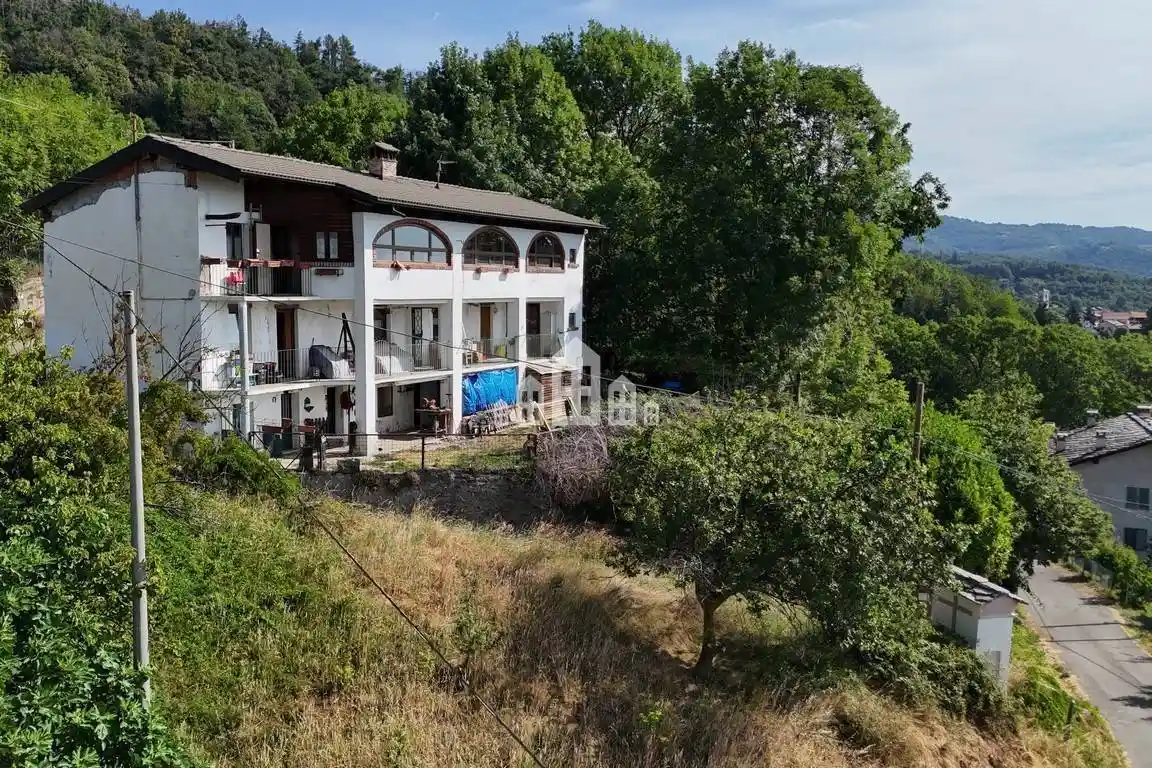 Casa indipendente in vendita a Chiesanuova
