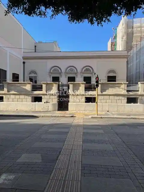 Palazzo - Edificio in affitto a Trapani