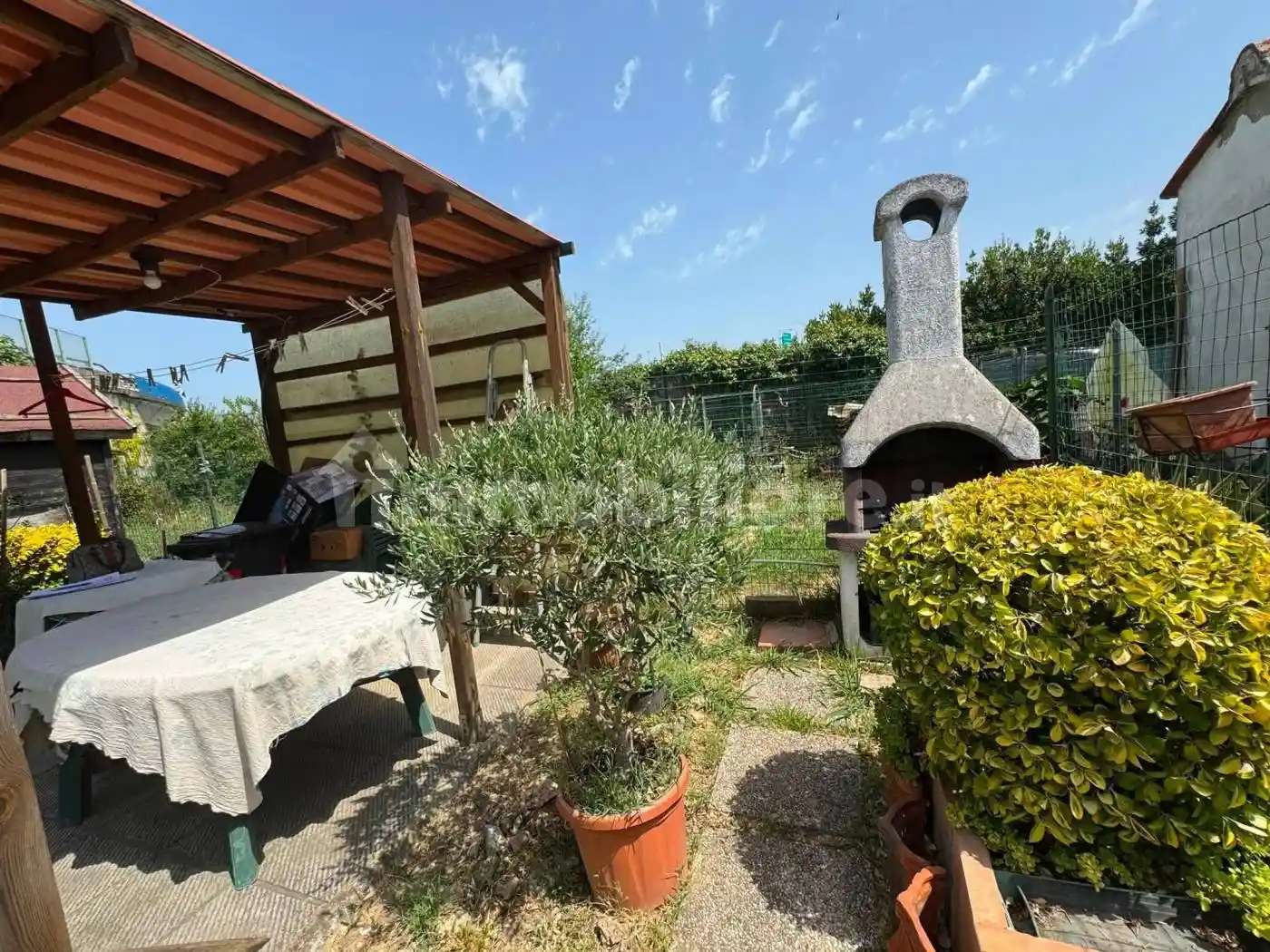 Rustico - Casale in vendita a Campi Bisenzio