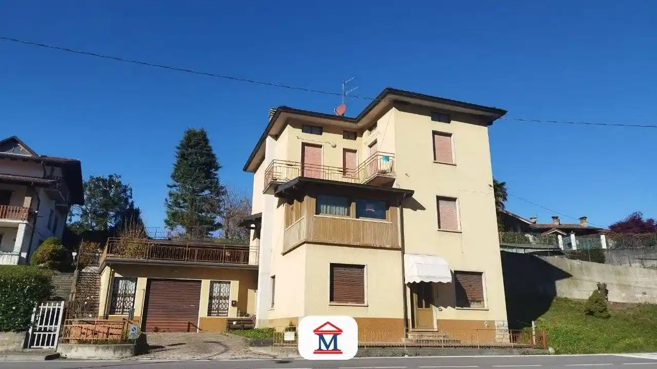 Appartamento in vendita a Val Brembilla