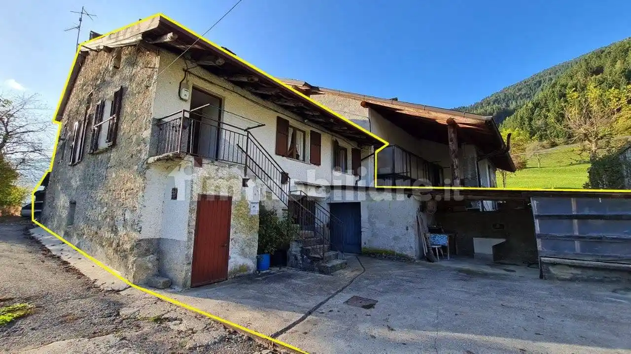 Rustico - Casale in vendita a Borno