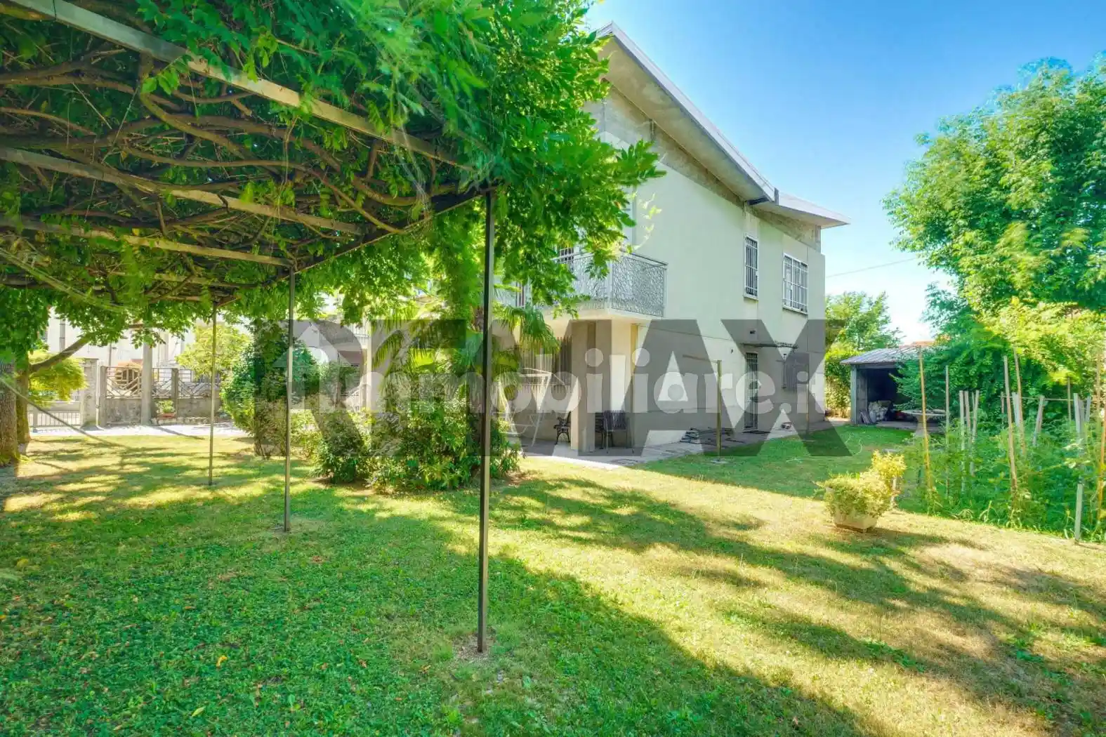Villa in vendita a Busto Arsizio