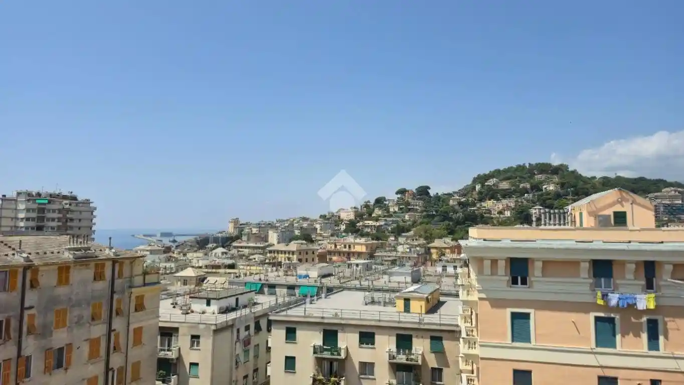 Appartamento in vendita a Genova