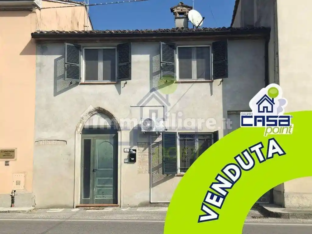 Casa indipendente in vendita a San Pietro in Cerro