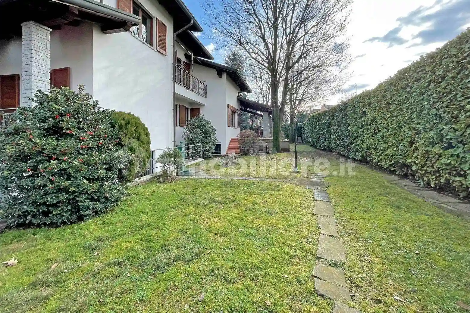 Villa - foto 2