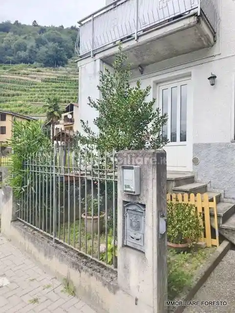 Appartamento in vendita a Buglio in Monte