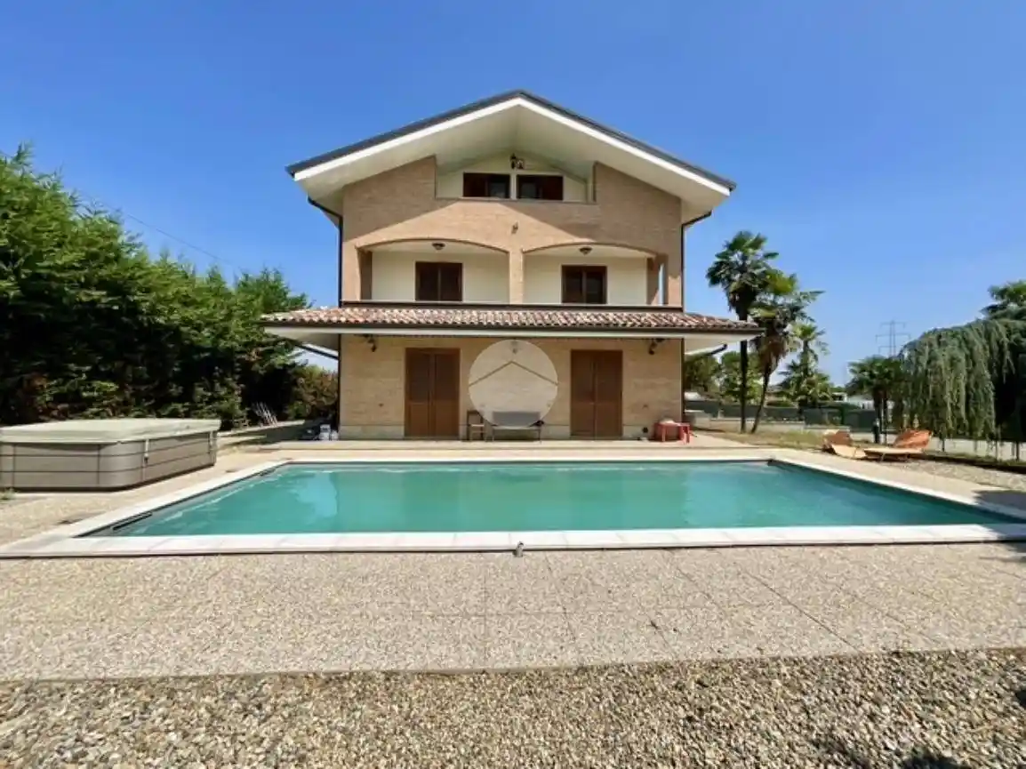 Villa in vendita a Leinì