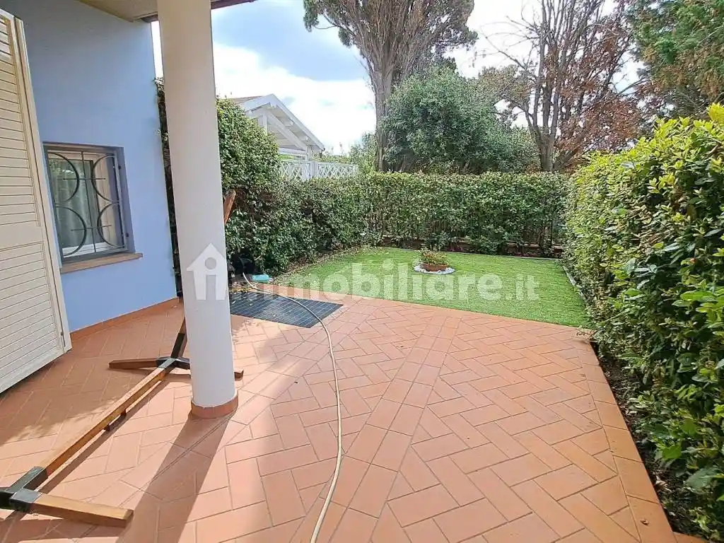 Appartamento in vendita a Mozzate