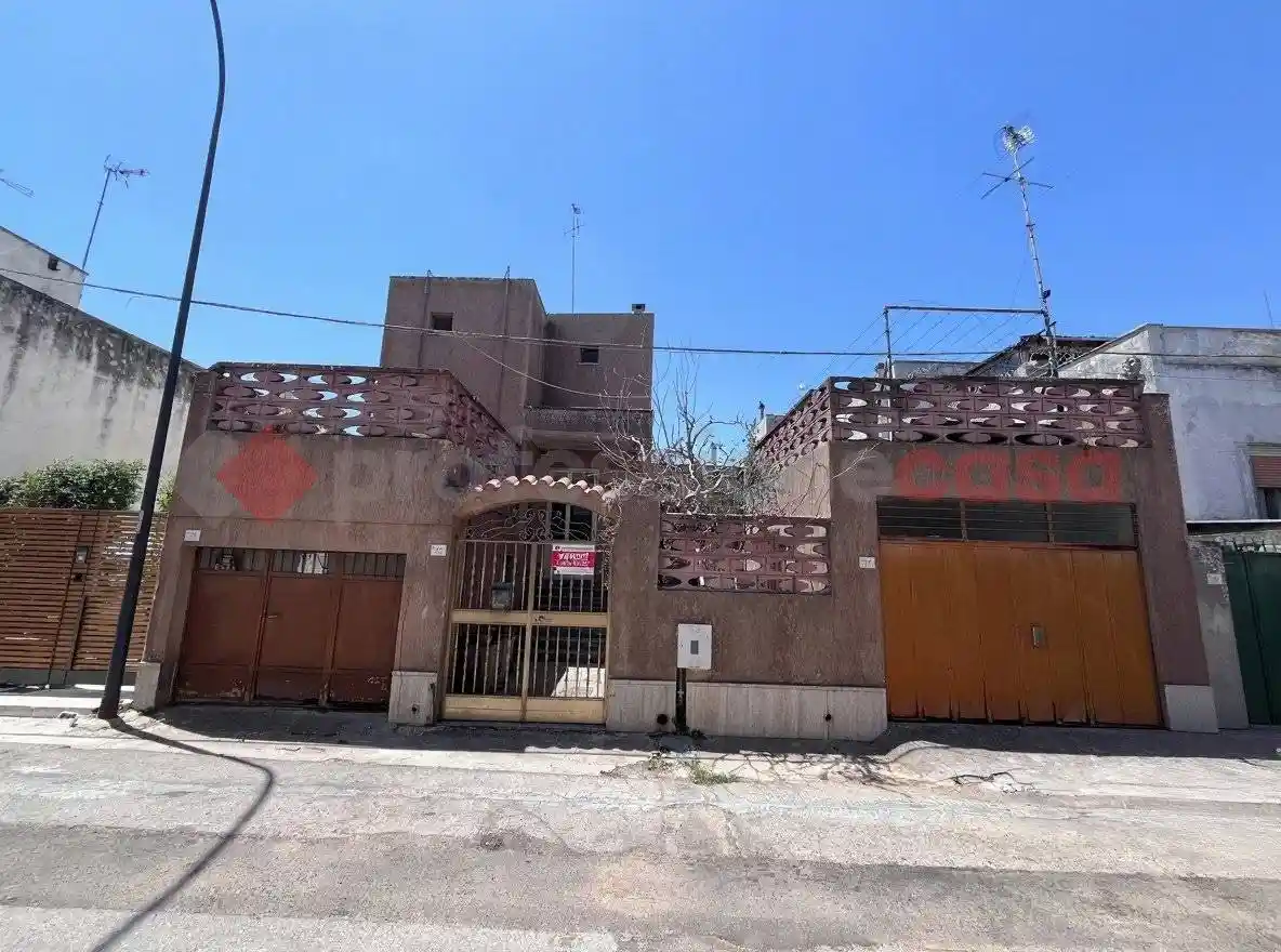 Casa indipendente in vendita a Poggiardo