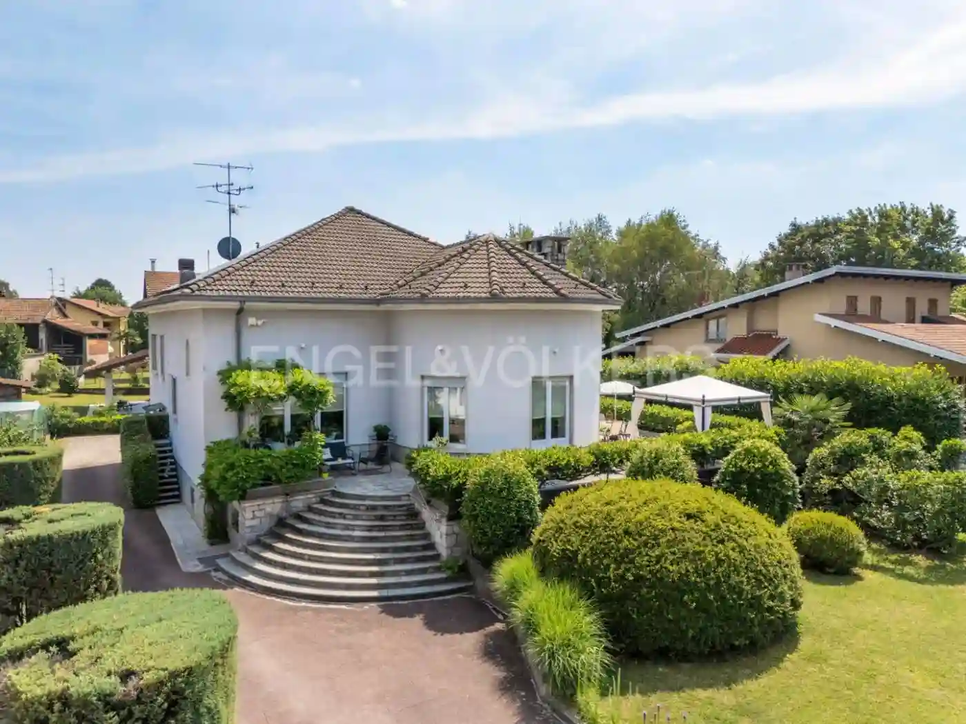 Villa - foto 2