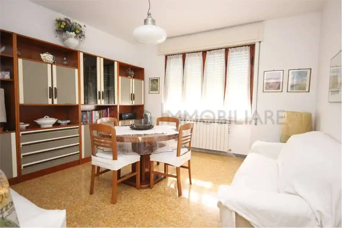 Appartamento in vendita a Massa