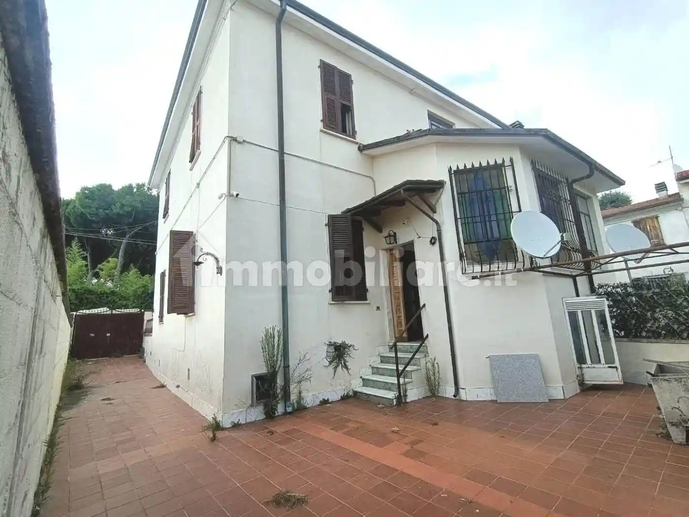 Casa indipendente in vendita a Carrara