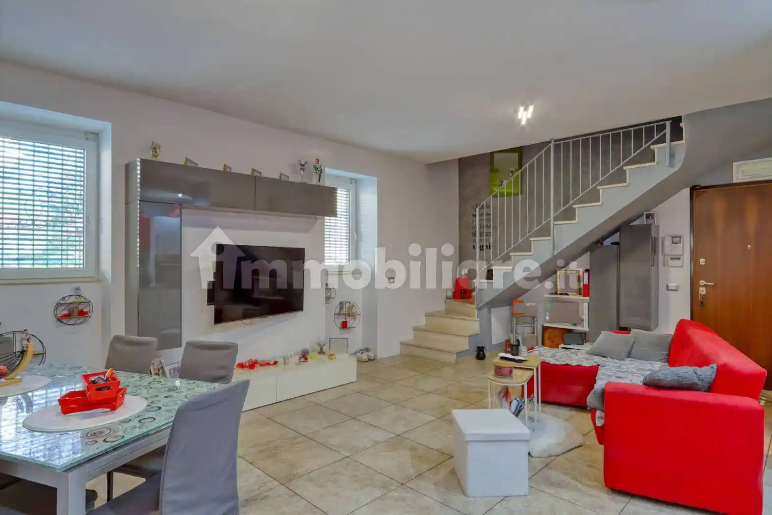 Appartamento in vendita a Lavena Ponte Tresa