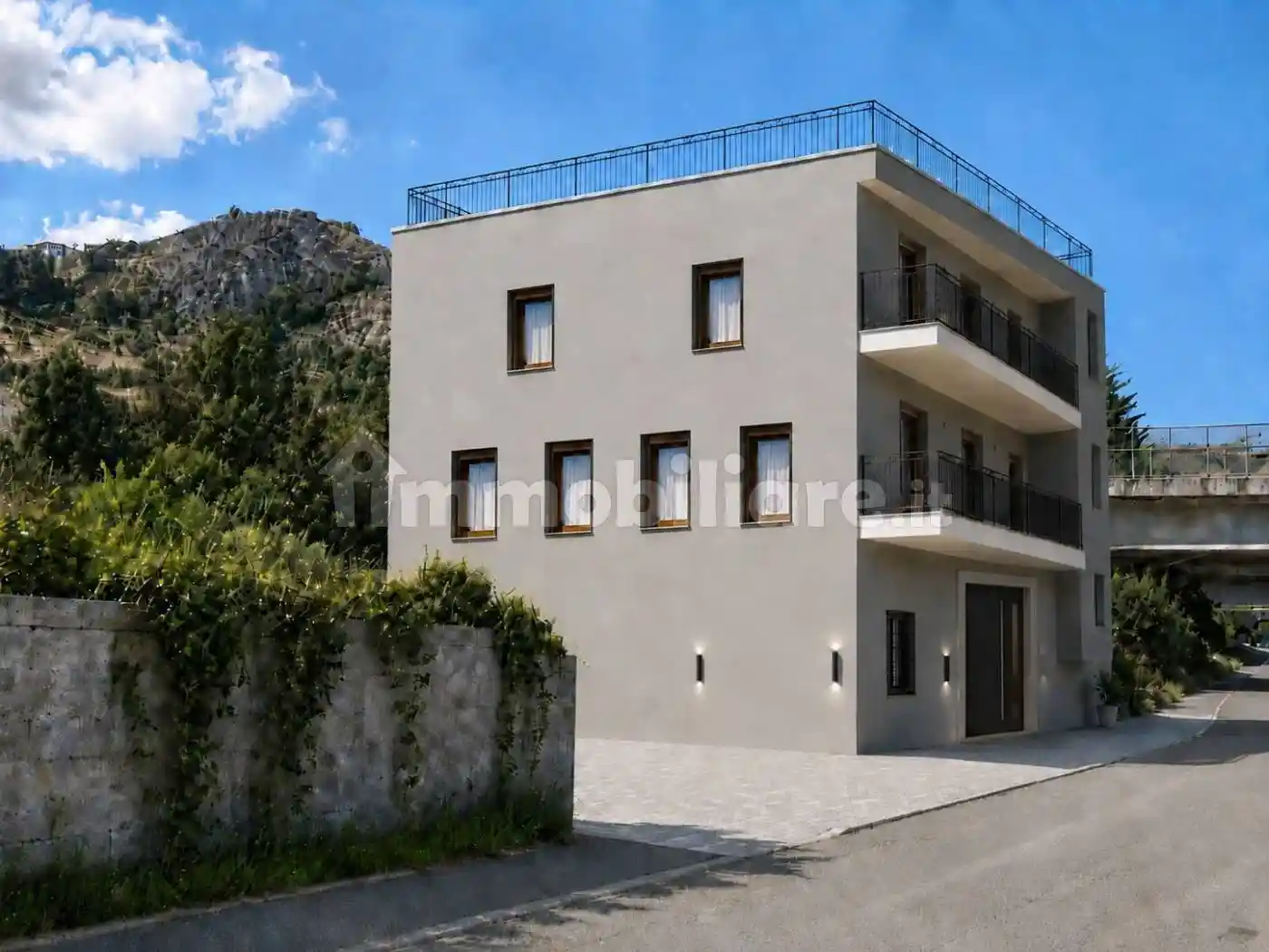 Appartamento in vendita a Roccella Ionica