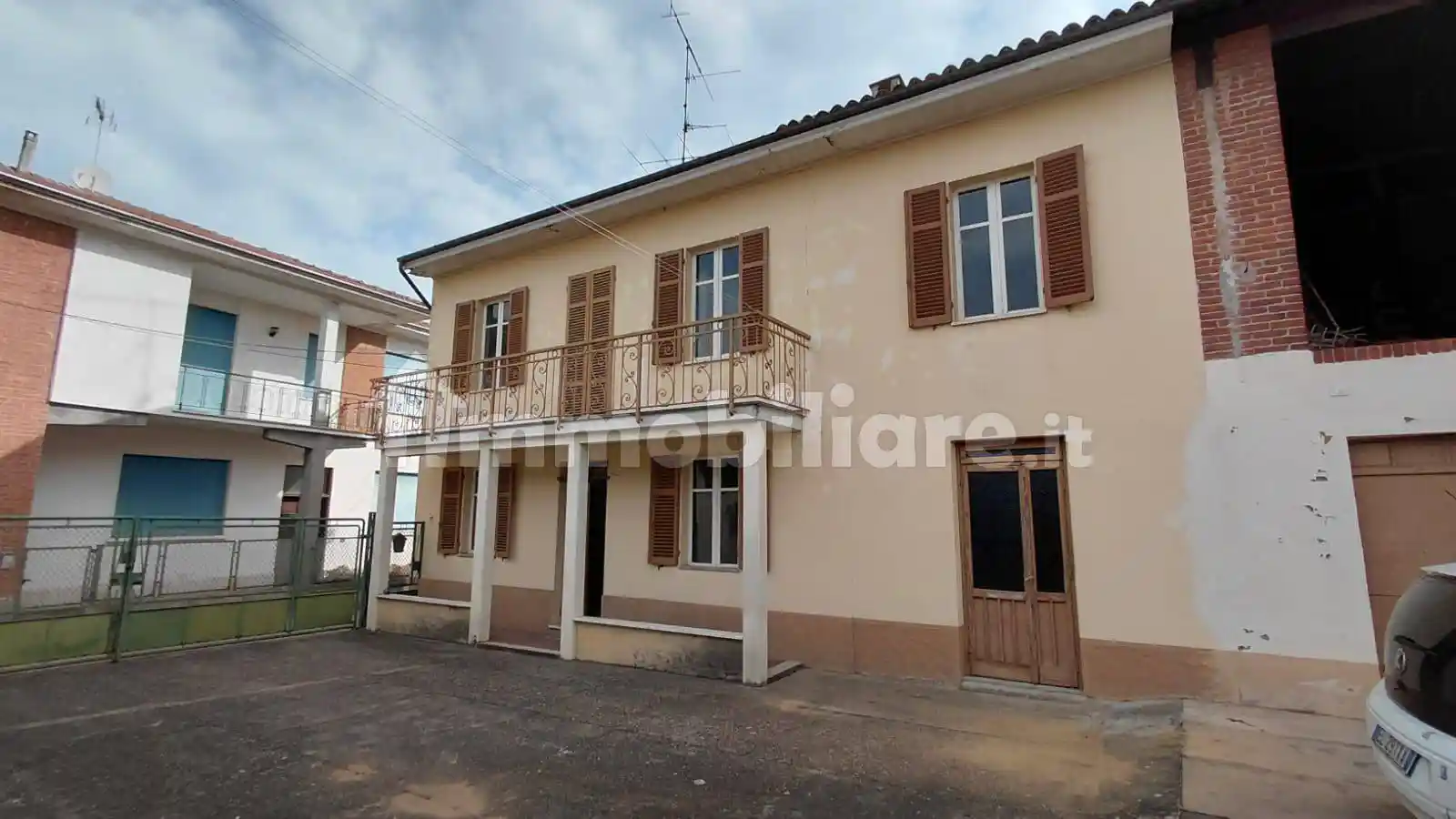 Casa indipendente in vendita a Quattordio