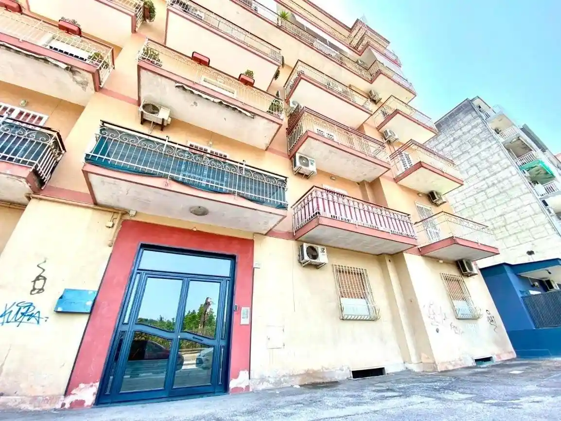Appartamento in affitto a Napoli