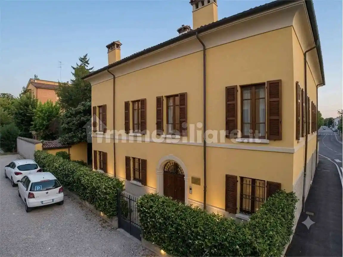 Villa in vendita a Modena