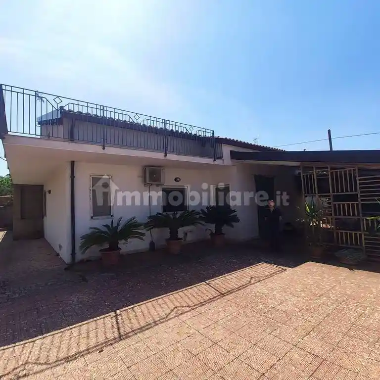 Villa in vendita a Caltagirone
