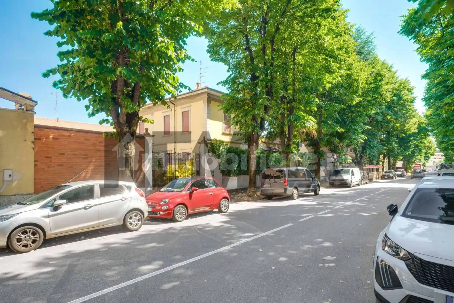 Palazzo - Edificio in vendita a Busto Arsizio