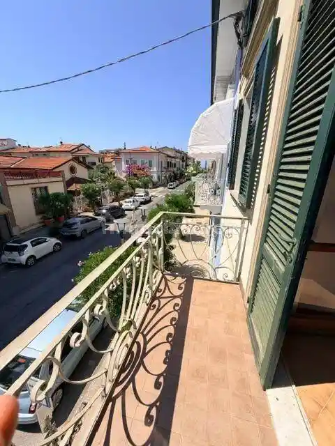 Appartamento in vendita a Viareggio