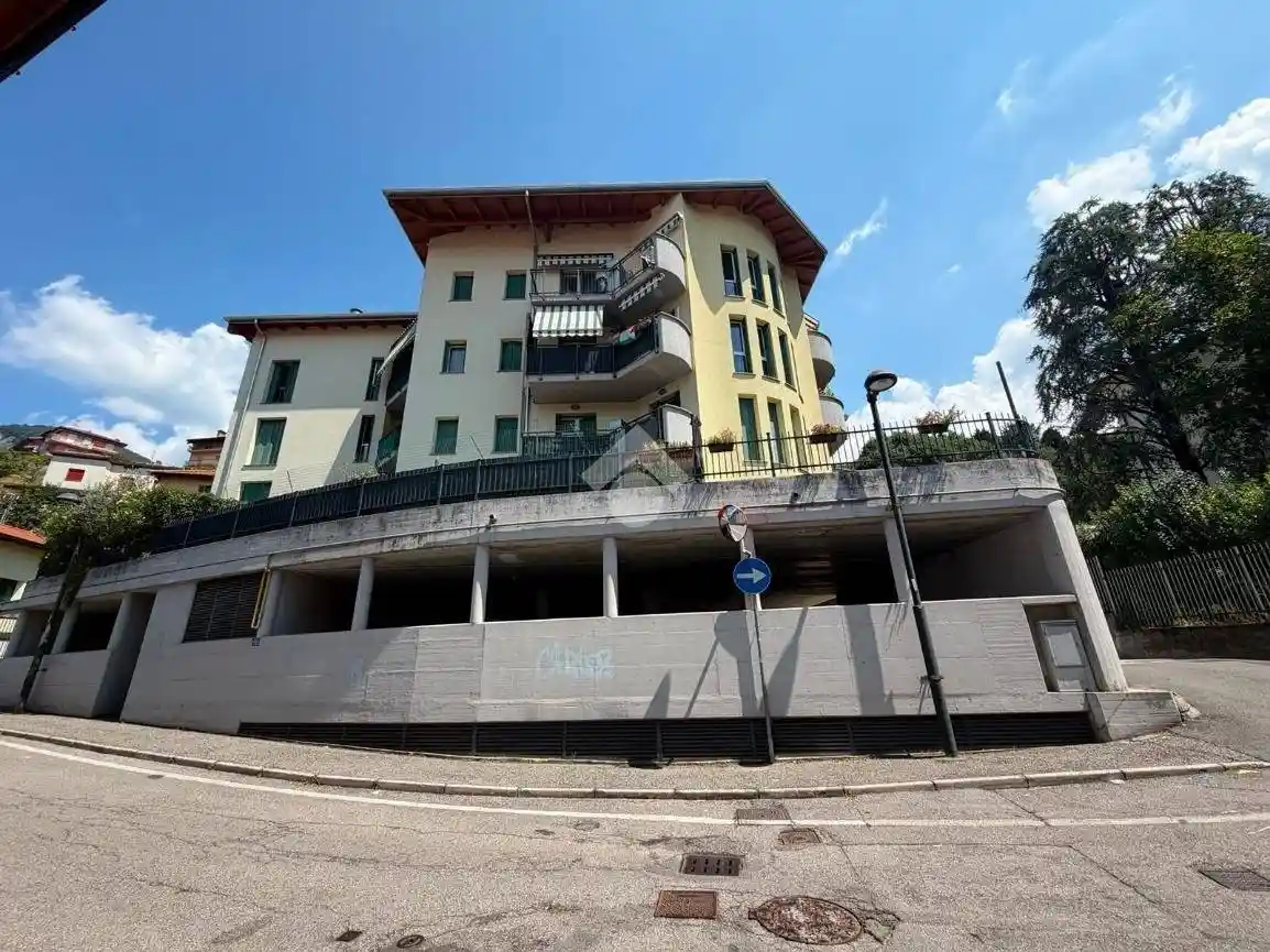 Appartamento in vendita a Calolziocorte