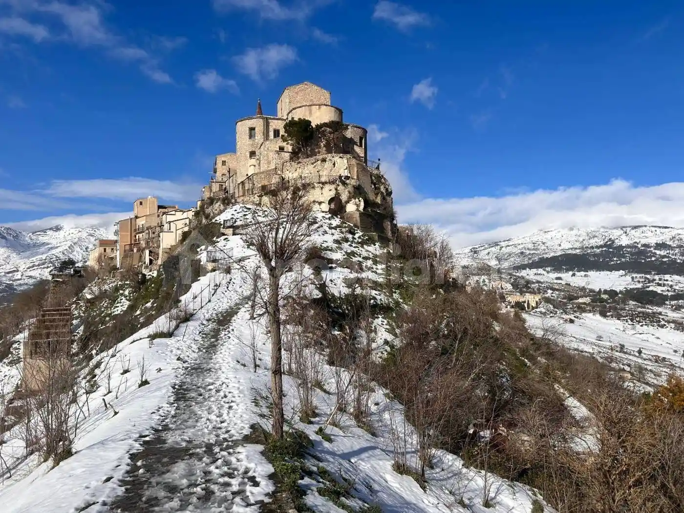 Palazzo - Edificio in vendita a Petralia Soprana