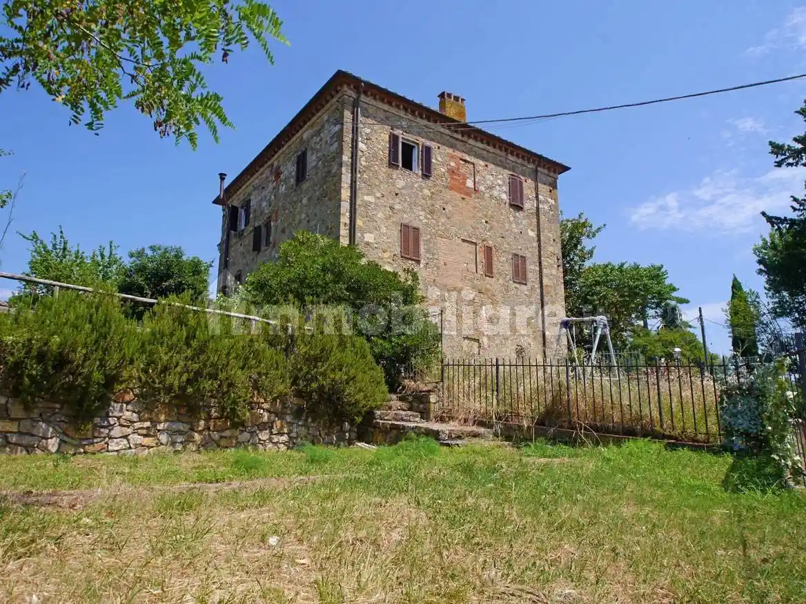 Villa in vendita a Bucine