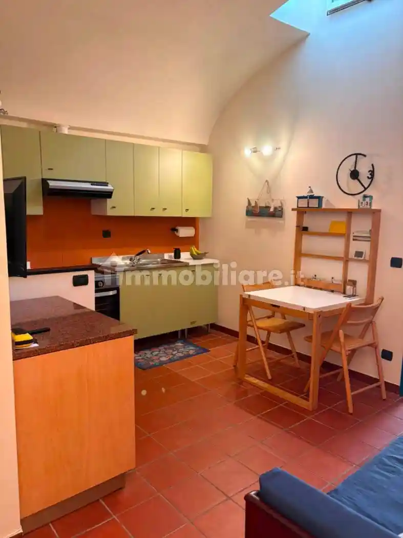 Appartamento in vendita a Noli
