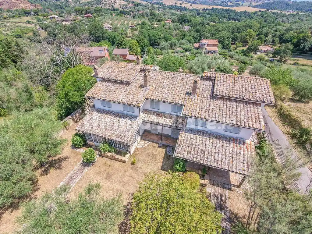 Villa in vendita a Sacrofano