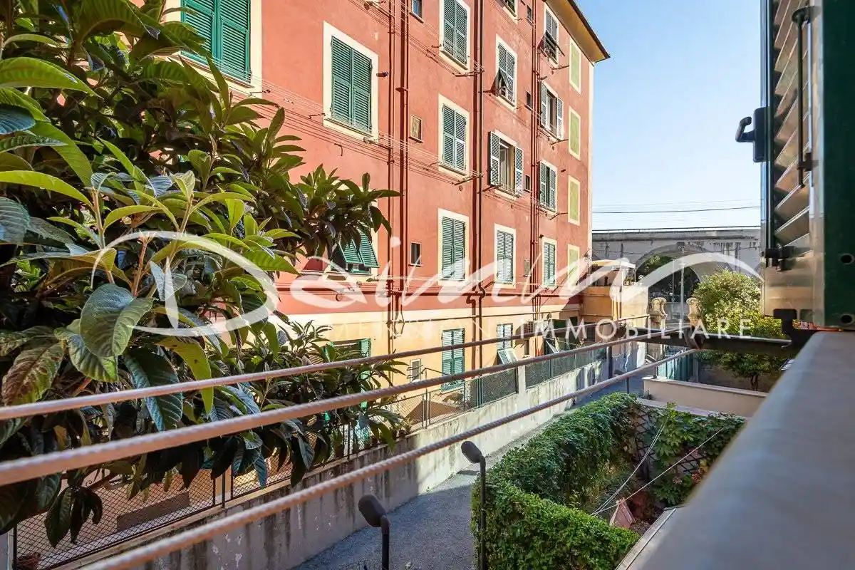 Appartamento in vendita a Genova
