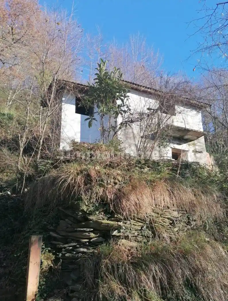 Rustico - Casale in vendita a Uscio