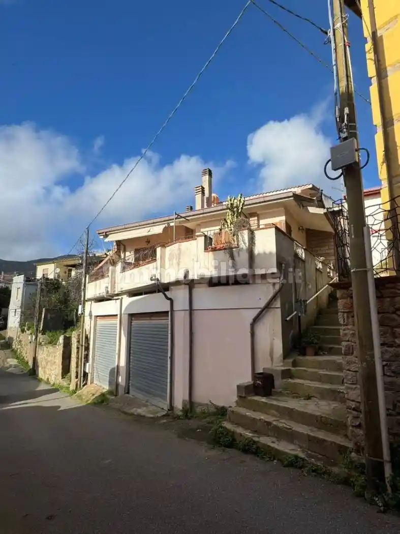 Casa indipendente in vendita a Arbus