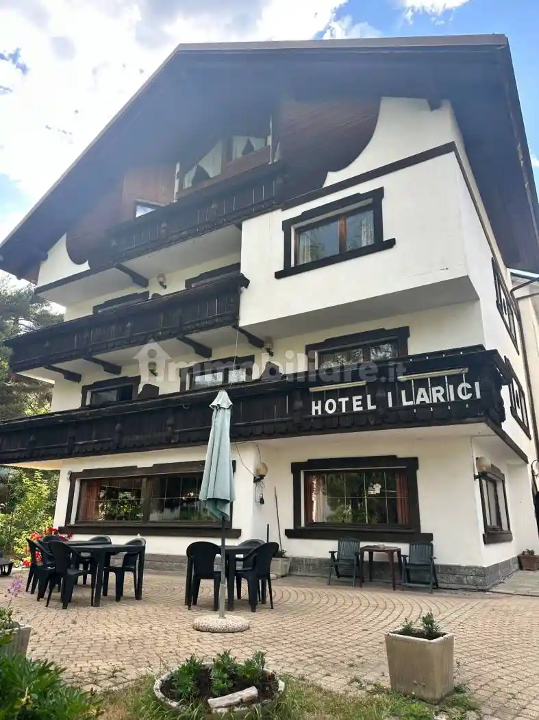 Palazzo - Edificio in vendita a Bardonecchia
